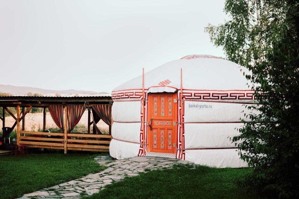 Caloroczne Jurty Mongolskie - "Domy Slonca" Клодзько Екстер'єр фото